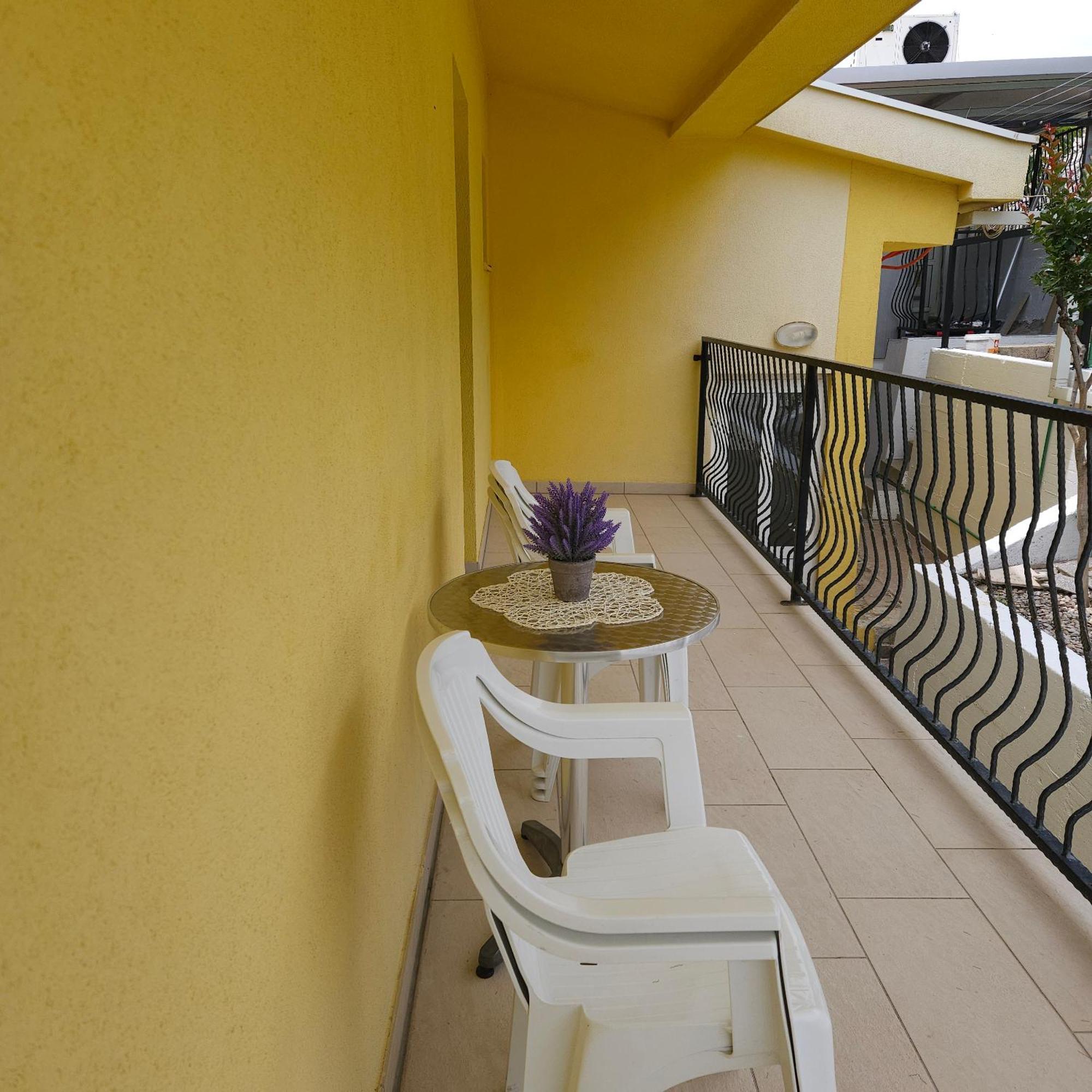 Apartments Cytrus Неум Экстерьер фото