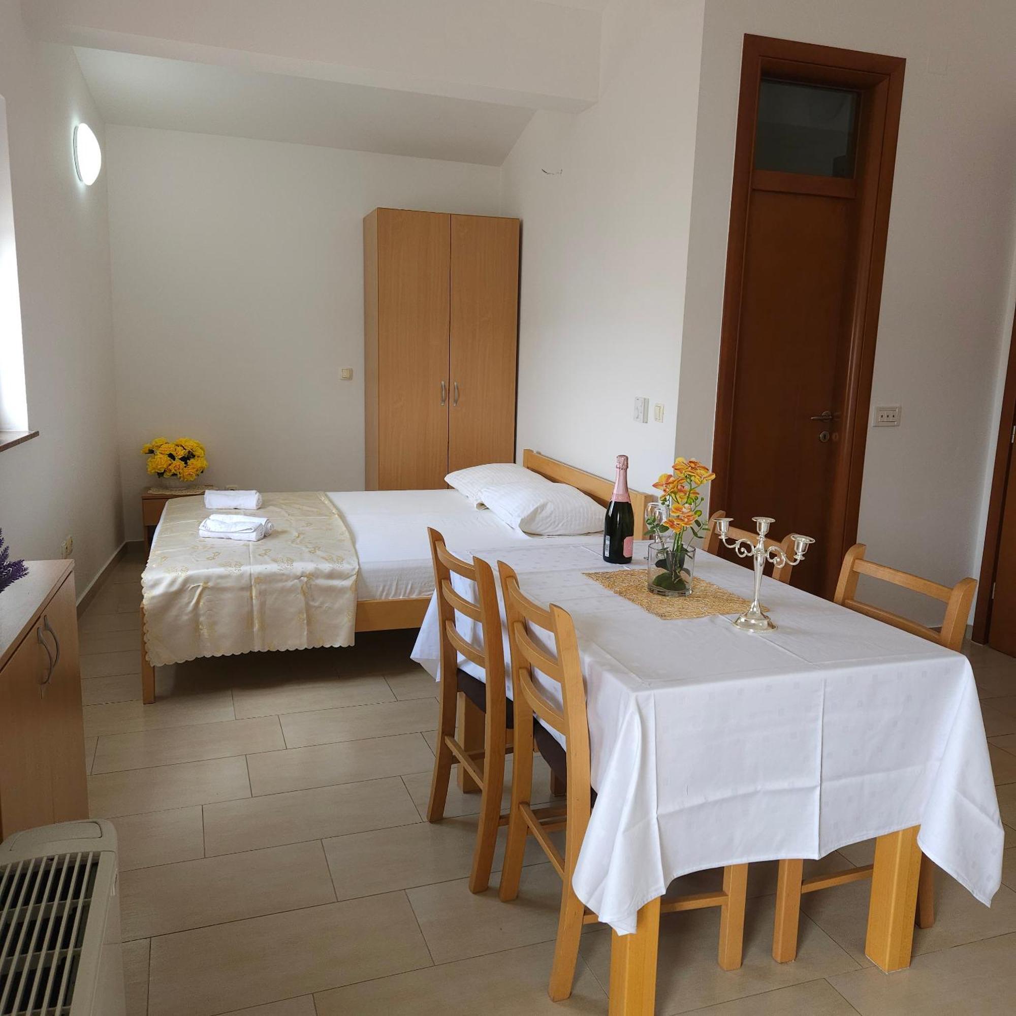 Apartments Cytrus Неум Экстерьер фото