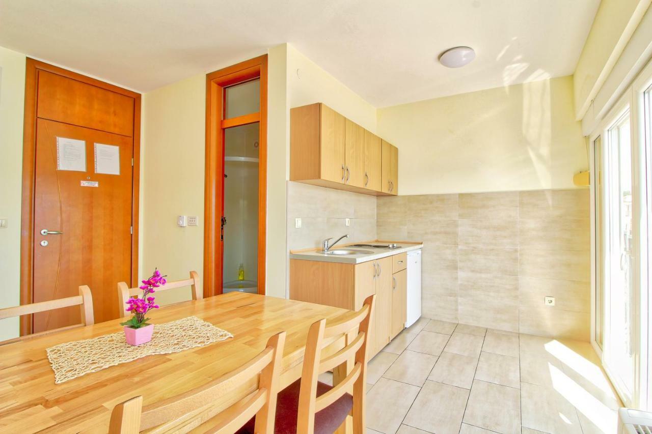 Apartments Cytrus Неум Экстерьер фото