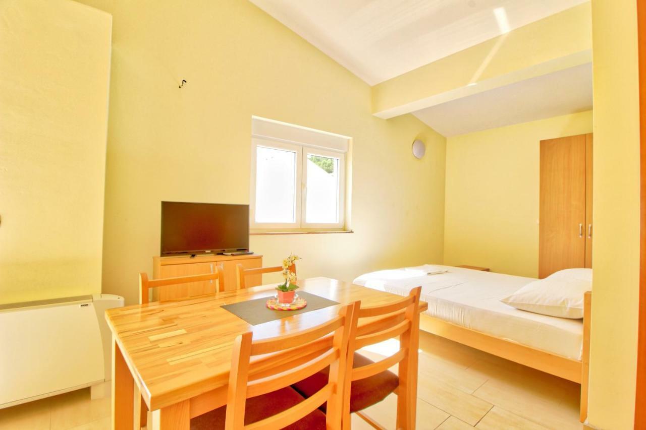 Apartments Cytrus Неум Экстерьер фото