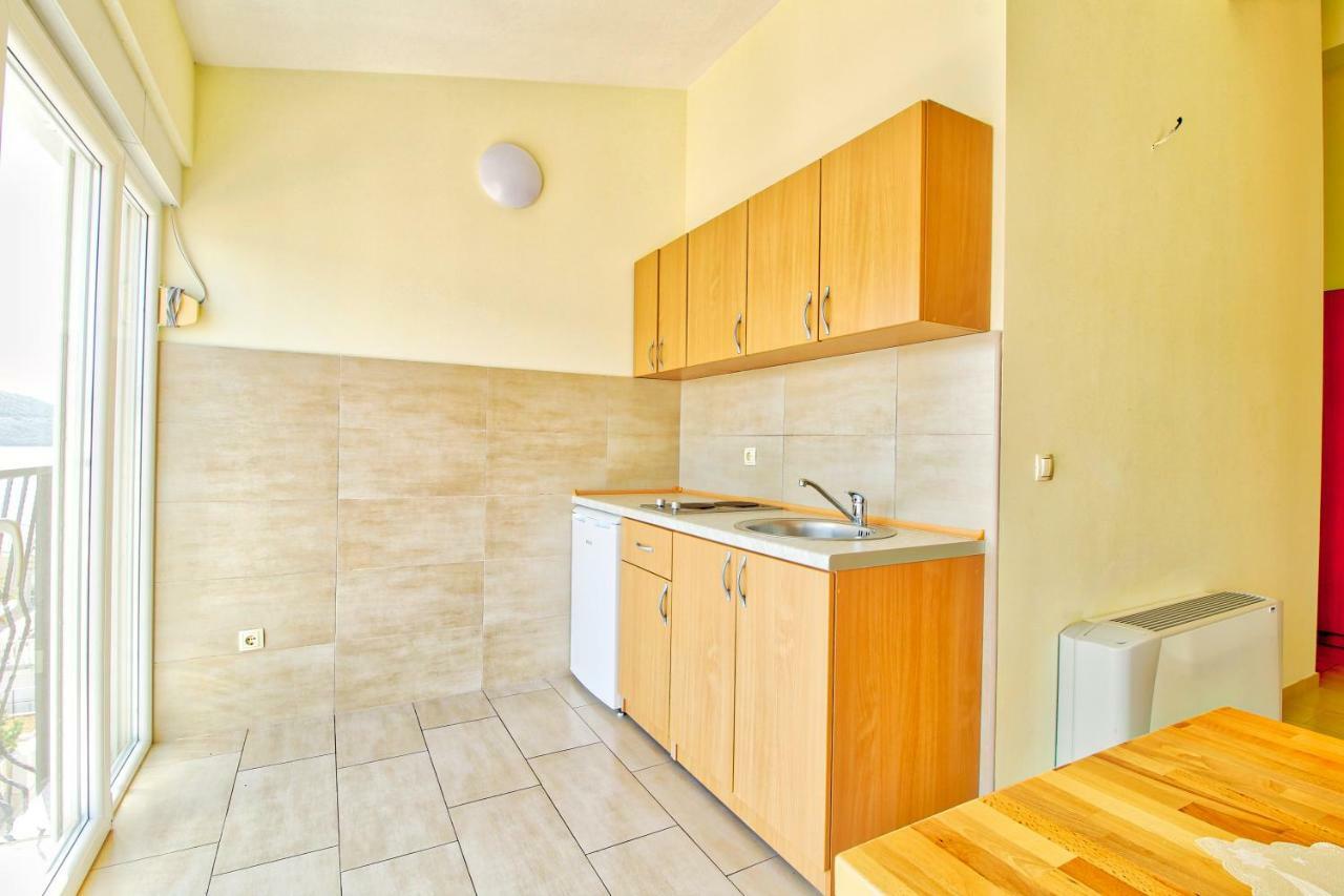 Apartments Cytrus Неум Экстерьер фото